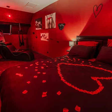 L'inavouable Love-room Jacuzzi *